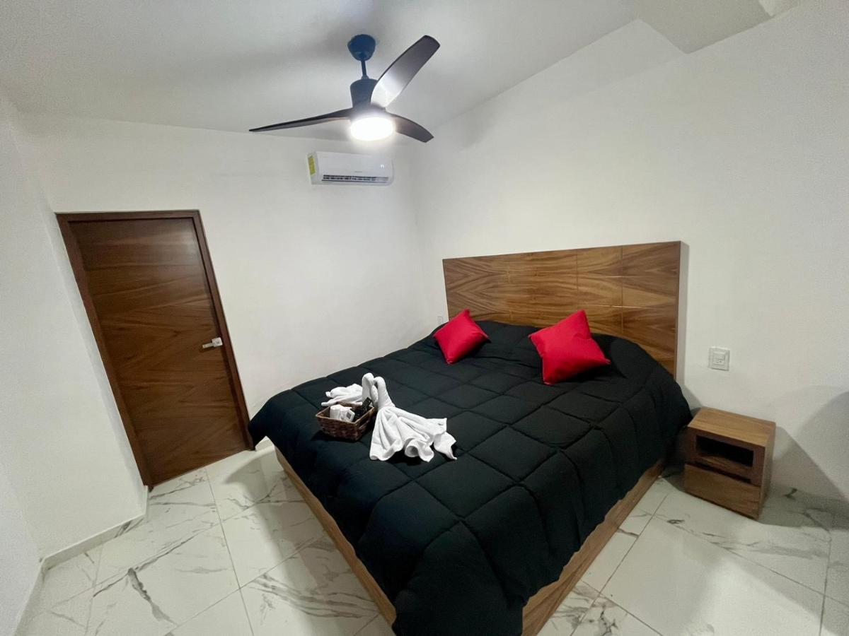Hotel Ahau Playa Playa del Carmen Esterno foto