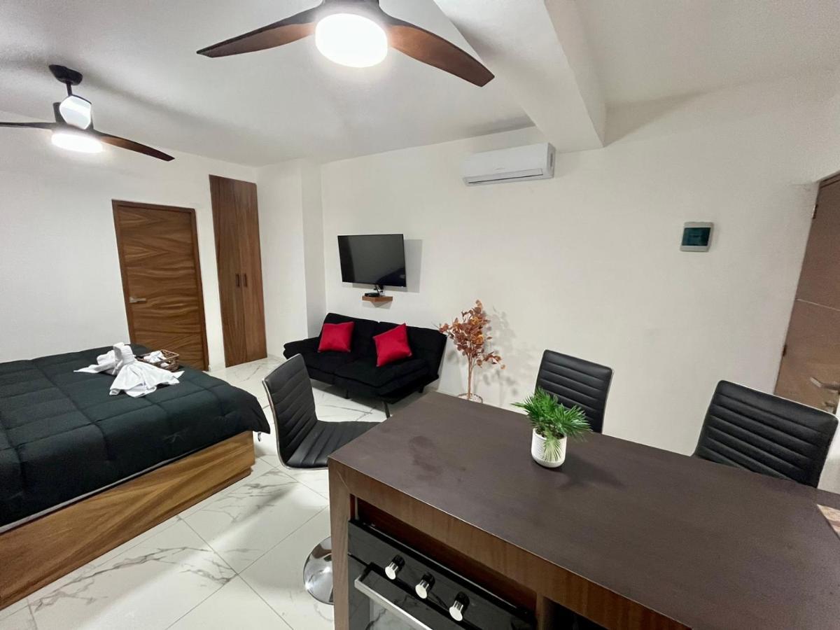 Hotel Ahau Playa Playa del Carmen Esterno foto